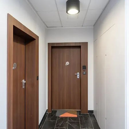 Mokotow Colourful Apartment